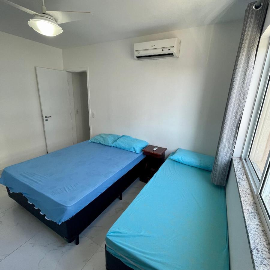 Apt 5 Minutos Praia Do Forte - Ar Condicionado カボ・フリオ エクステリア 写真