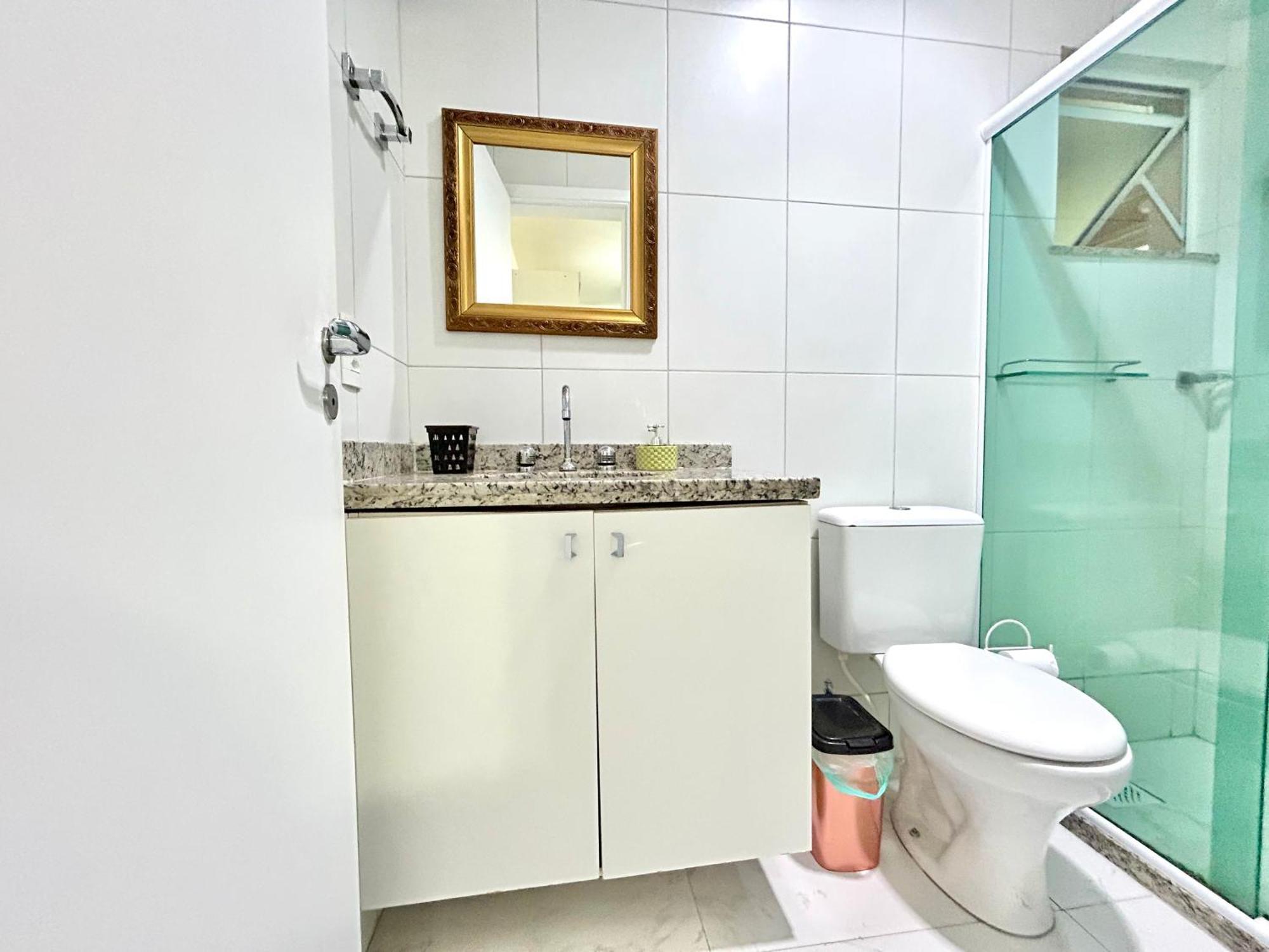Apt 5 Minutos Praia Do Forte - Ar Condicionado カボ・フリオ エクステリア 写真